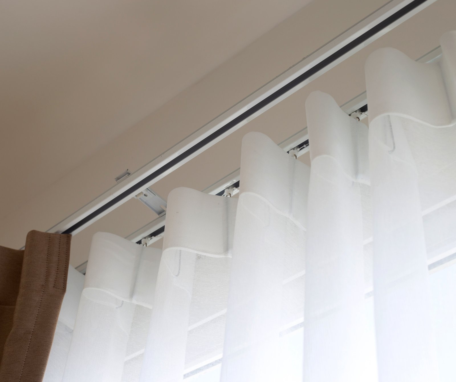 Home remote control curtains 1